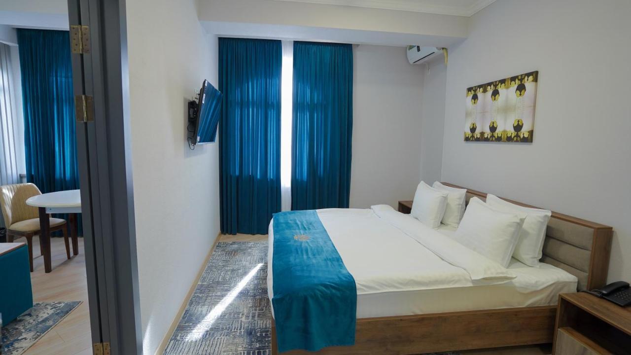 Almalyk Plaza Hotel Olmaliq Zewnętrze zdjęcie
